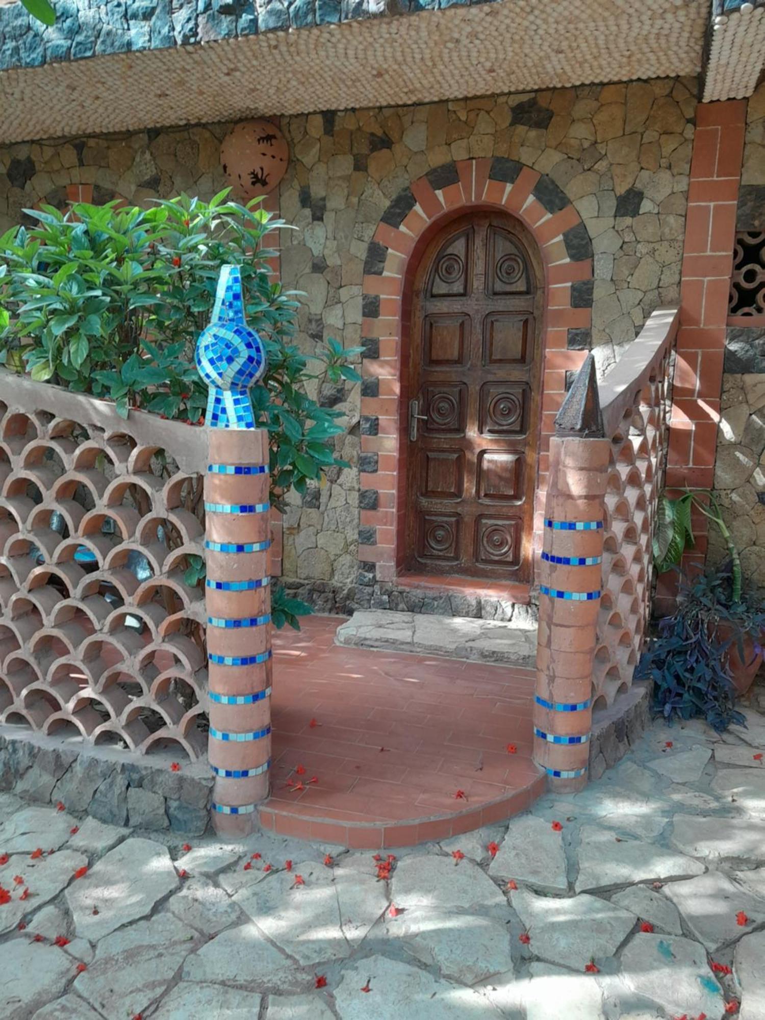 Sobo Bade Hotel Toubab Dialaw Exterior foto